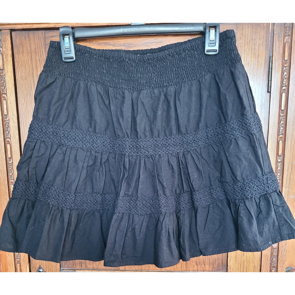 Fire Los Angeles Black Cotton Tiered Mini Skirt Smocked Waist Crochet Trim M